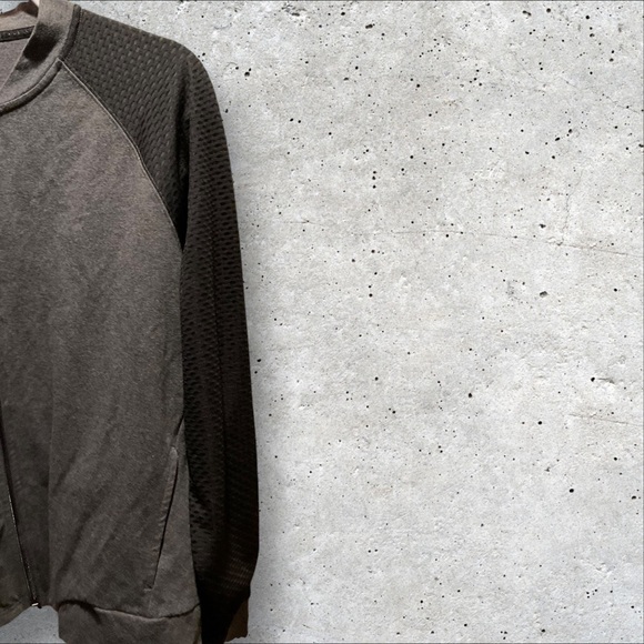 Reebok ColorBlock Performance Jacket - Picture 6 of 10